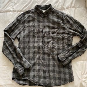 Twillory untucked gingham shirt